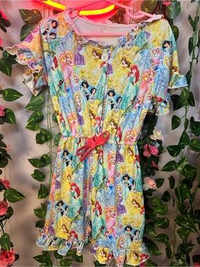 Girls' Princess Print Short Sleeve Romper - Multicolor